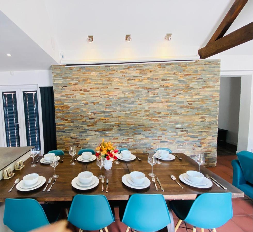Villa 5 Bedroom Ascot Racecourse Ascot (Berkshire)