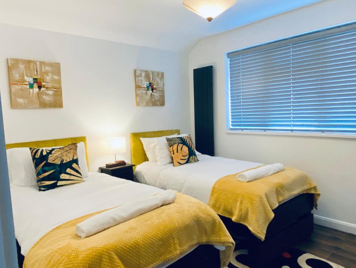 5 Bedroom Ascot Racecourse Ascot (Berkshire)