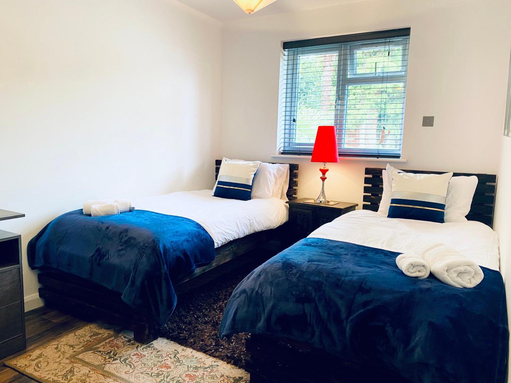 5 Bedroom Ascot Racecourse Villa *